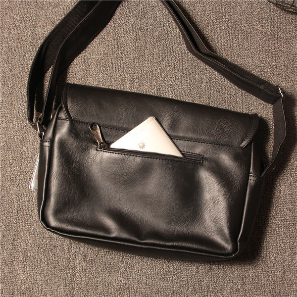 Geanta business eleganta pentru barbati din piele ecologica cu maner reglabil de culoare neagra