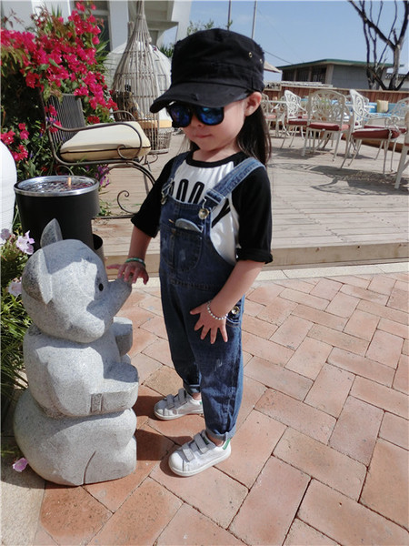 Salopeta pentru copii pentru fete cu buzunare si elemente cu nasturi