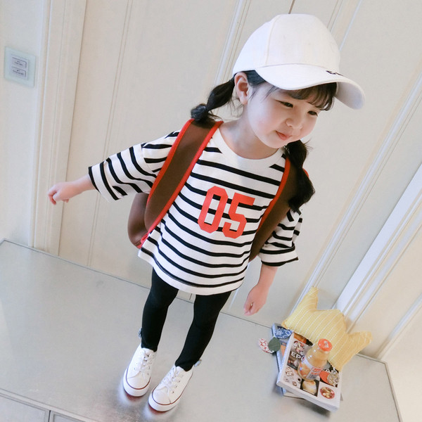 Bluza pentru copii cu guler in forma de O si imprimeu in doua culori