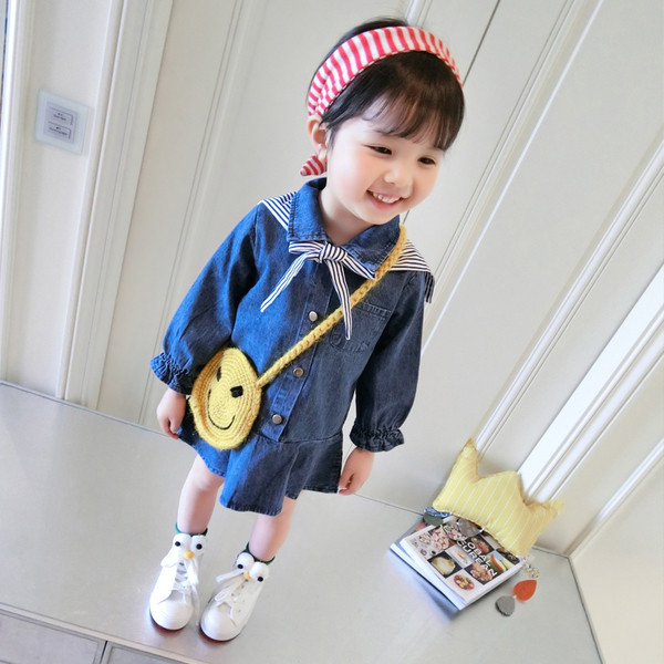 Rochie din denim pentru o fata cu nasturi si panglica