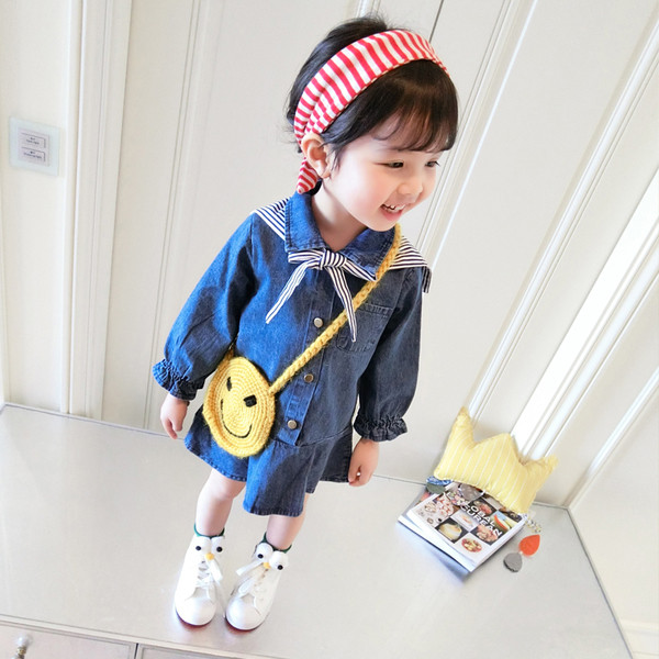 Rochie din denim pentru o fata cu nasturi si panglica