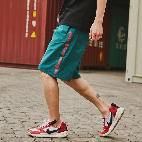 Sport - pantaloni scurți casual pentru bărbați în mai multe culori