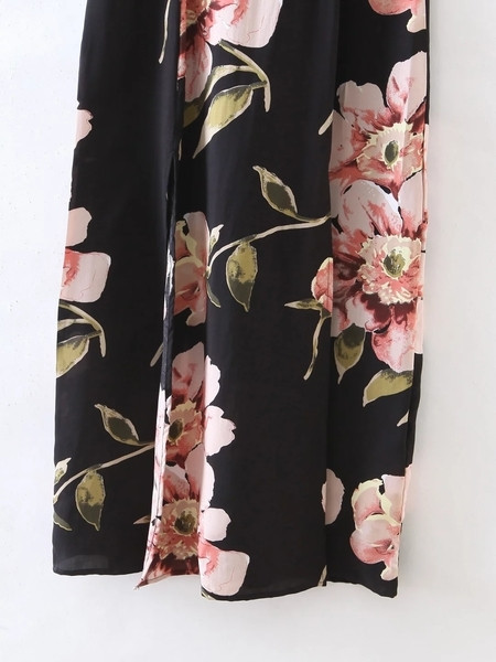 Salopetă elegantă de damă cu decolteu în V cu imprimeu floral