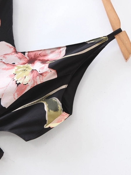 Salopetă elegantă de damă cu decolteu în V cu imprimeu floral