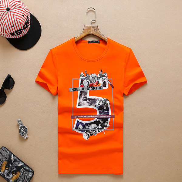 Nyári férfi póló narancssárga színben, rövid ujjú színes nyomattal