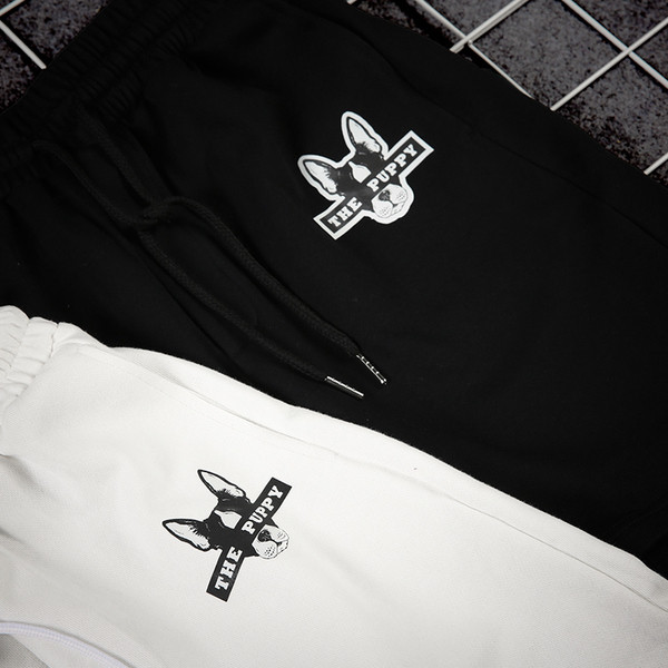 Alkalmi férfi rövidnadrág fehér és fekete megkötővel