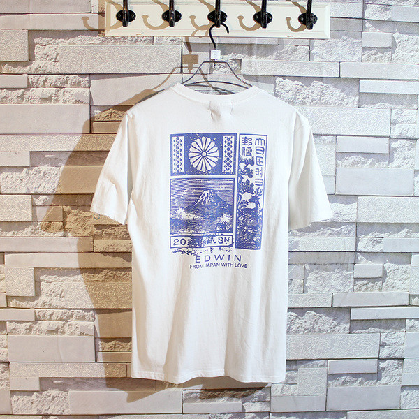 Férfi rövid ujjú póló két színben színes nyomattal