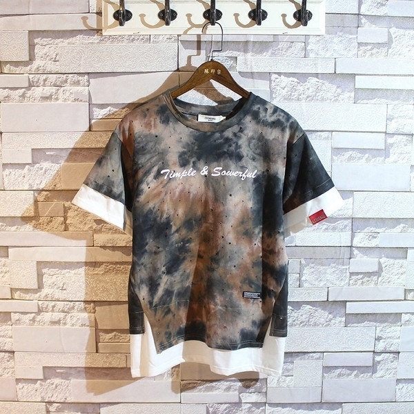 Férfi blúz két színben O-alakú gallérral és felirattal