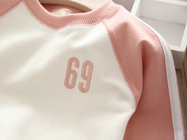 Echipa sportiva pentru copii unisex, potrivita pentru utilizarea de zi cu zi in mai multe culori