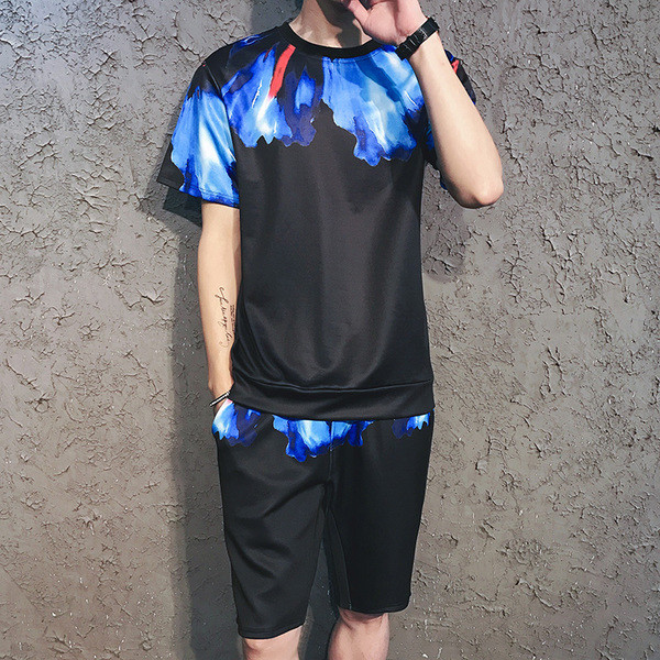 Alkalmi férfi kétrészes szett színes nyomattal - rövid ujjú blúz és rövidnadrág