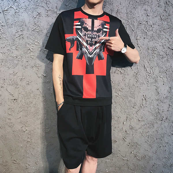 Alkalmi férfi kétrészes szett színes nyomattal - rövid ujjú blúz és rövidnadrág