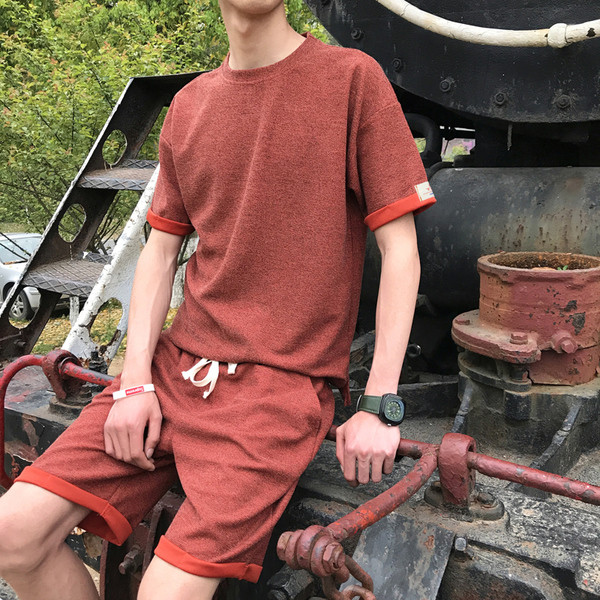 Tiszta férfi csapat, két részből álló nyakkendővel - rövid ujjú blúz és rövidnadrág