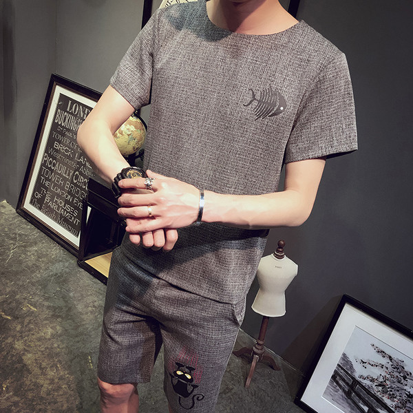 Hétköznapi férfi öltöny, két részből álló mini öltöny - rövid ujjú blúz és rövidnadrág