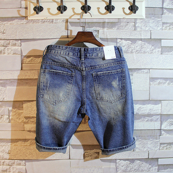 Férfi rövid farmernadrág elülső és hátsó zsebekkel