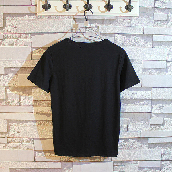 Alkalmi férfi póló rajzfilmmel, két színben