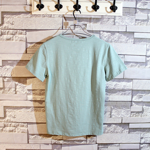 Alkalmi férfi póló rajzfilmmel, két színben