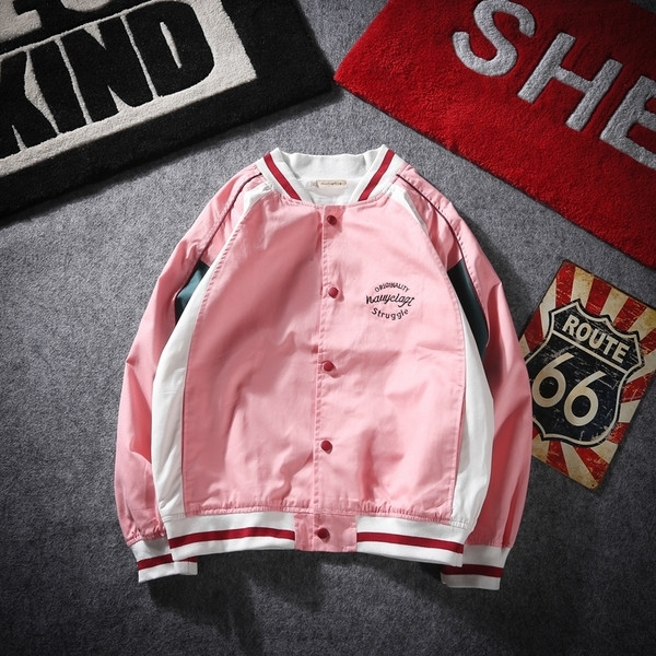 Sport-alkalmi férfi kabát O-alakú gallérral és érdekes felirattal a hátán több színben