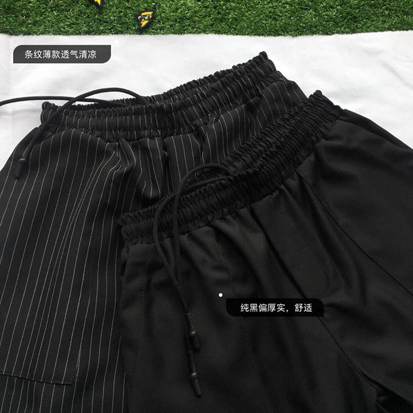 Stílusos férfi rövidnadrág nyakkendővel, mindennapi használatra alkalmas fekete színben, két modell