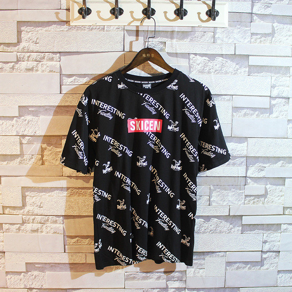 Αθλητικό μπλουζάκι κοντό μανίκι με κολάρο και επιγραφή σε σχήμα O