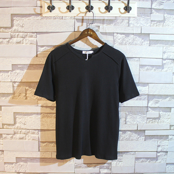 Ανδρικό μπλουζάκι σε μαύρο, λευκό και γκρι χρώμα