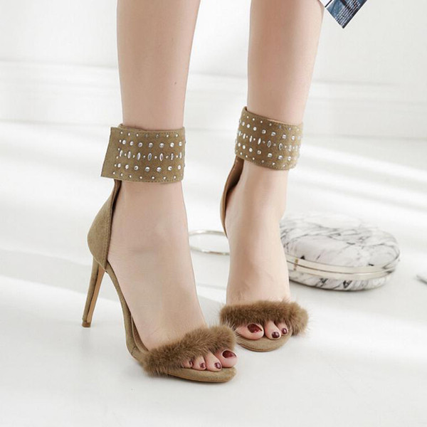 Elegáns női pehelyszandál, két színben és díszítéssel