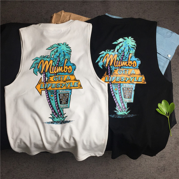 Αθλητική φανέλα για άνδρες με πολύχρωμη εφαρμογή και λευκό και μαύρο χρώμα στην πλάτη