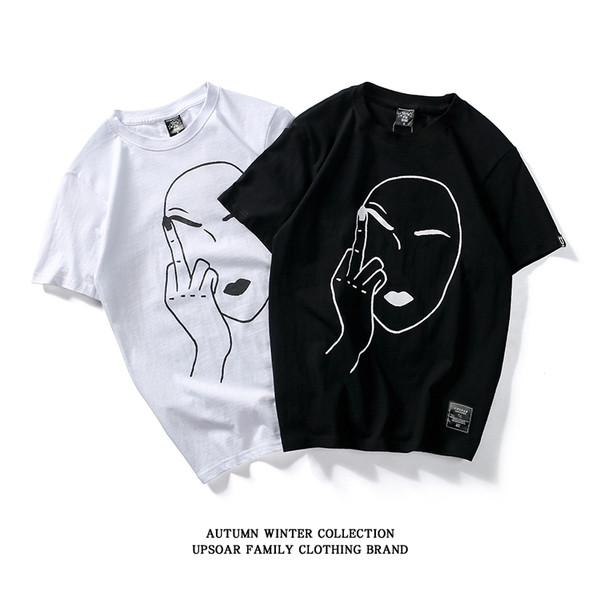 Modern alkalmi férfi póló érdekes felvitellel fehér és fekete színben