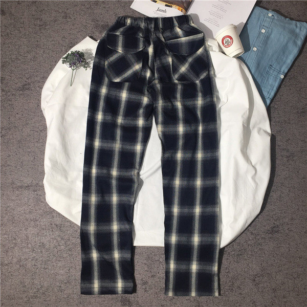 Modern férfi hosszú kockás nadrág, mindennapi használatra alkalmas két színben