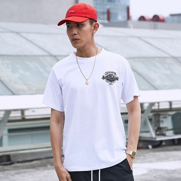 Alkalmi férfi blúz rövid ujjal, fehér és fekete mintával