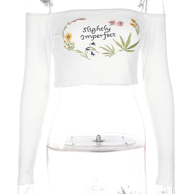 Κομψή μπλούζα με κοντό μανίκι και με επιγραφή