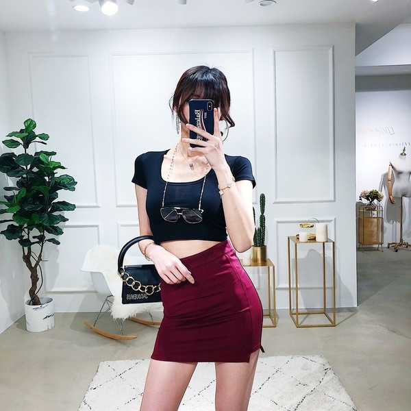 Λεπτή κοντή φούστα τύπου λεπτού τύπου με μεγάλη μέση σε τρία χρώματα