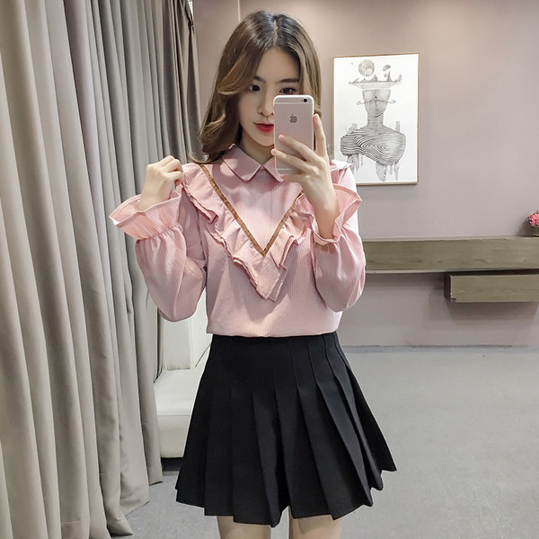 Elegáns női ing fodrokkal több színben