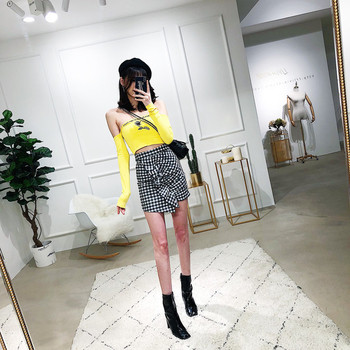 Κομψή γυναικεία φούστα με λεπτή  μέση