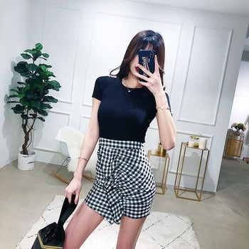 Κομψή γυναικεία φούστα με λεπτή  μέση