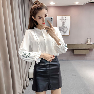 Stílusos női ing virágos hímzéssel, három színben