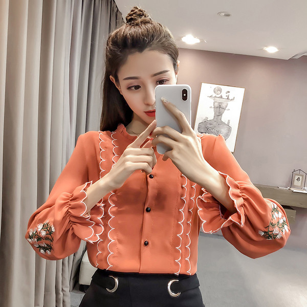 Stílusos női ing virágos hímzéssel, három színben