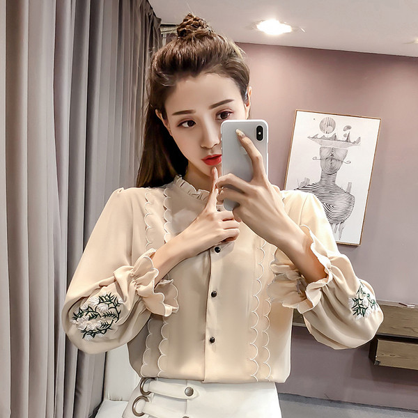 Stílusos női ing virágos hímzéssel, három színben