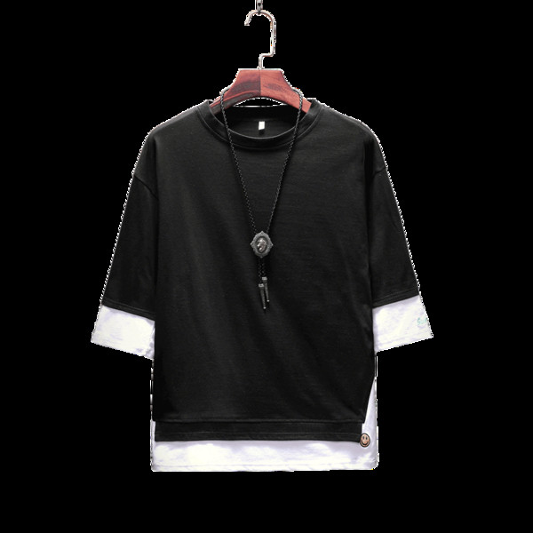 Férfi széles póló 3/4-es anyaggal, felirattal és rátéttel