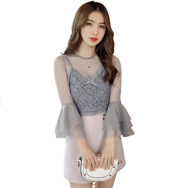 Κομψό γυναικείο σετ από διαφανή μπλούζα και αμάνικο με δαντέλα