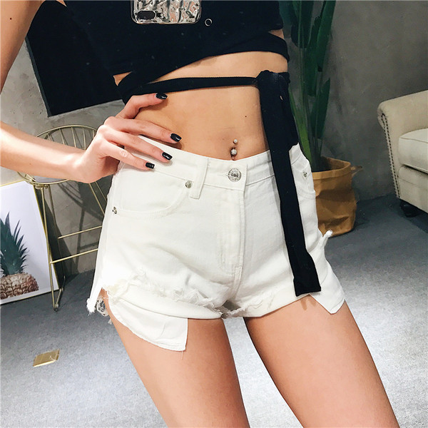 Stílusos női rövid farmernadrág magas derékkal, hosszú zsebekkel, több színben