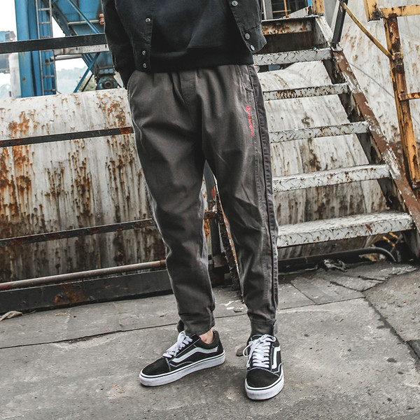 Sportos sima férfi nadrág három színben gumírozott derékkal