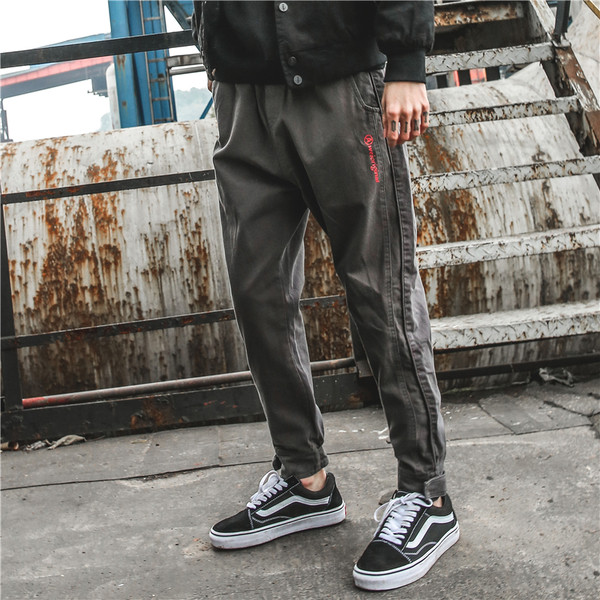 Sportos sima férfi nadrág három színben gumírozott derékkal