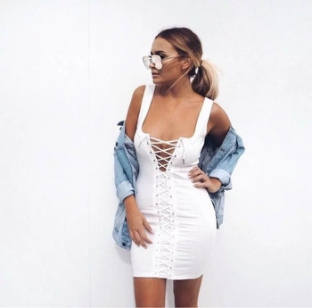 Αθλητικό κομψό φόρεμα  με διασταυρώσεις σε τρία χρώματα