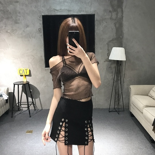 Κομψή γυναικεία μπλούζα  με λαμπερά σωματίδια σε διάφορα χρώματα