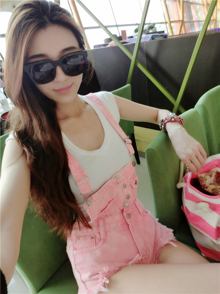 Κομψή γυναικεία αθλητική μπλούζα για καθημερινή ζωή με ντεκολτέ σε σχήμα V σε τρία χρώματα