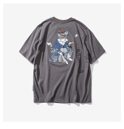 Rövid ujjú férfi póló, két színben, hátoldalán mintával