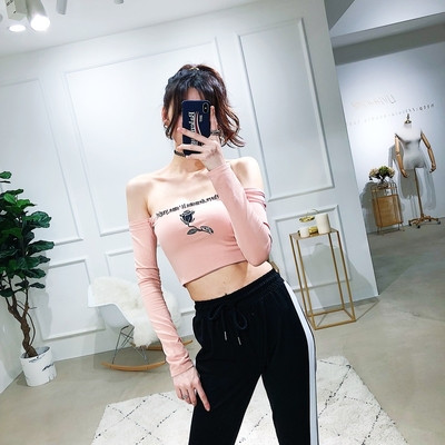 Γυναικεία λεπτή μπλούζα slim με πεσμένους ώμους και κεντήματα σε πολλά χρώματα