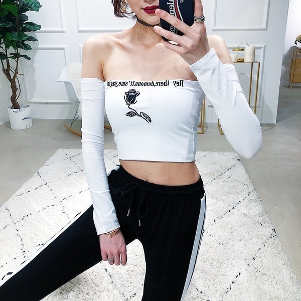 Γυναικεία λεπτή μπλούζα slim με πεσμένους ώμους και κεντήματα σε πολλά χρώματα