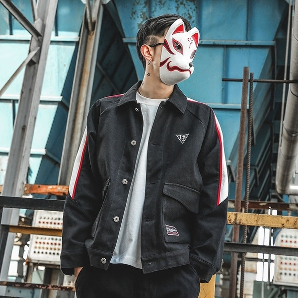 Férfi széles kabát három színben, hátoldalán felirattal