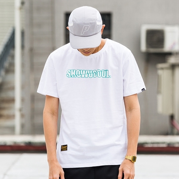 Alkalmi férfi blúz rövid ujjal, érdekes mintával fehér és fekete színben